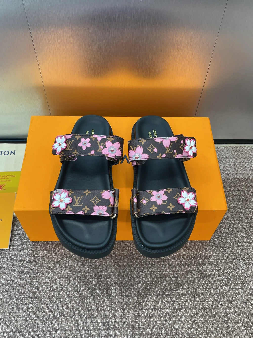 Mules LV