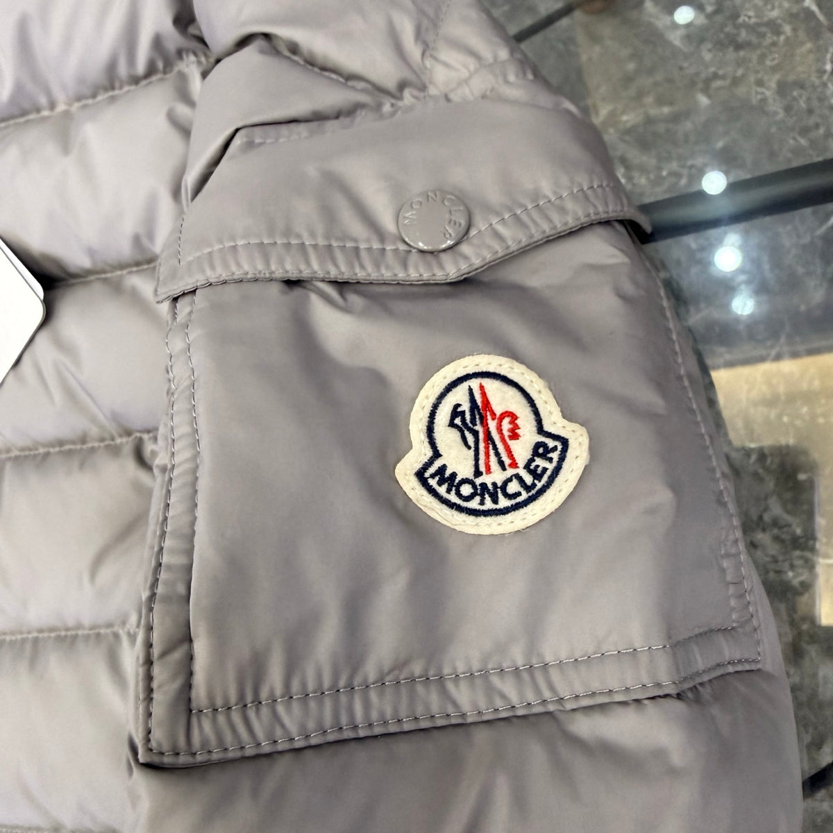 Veste MONC