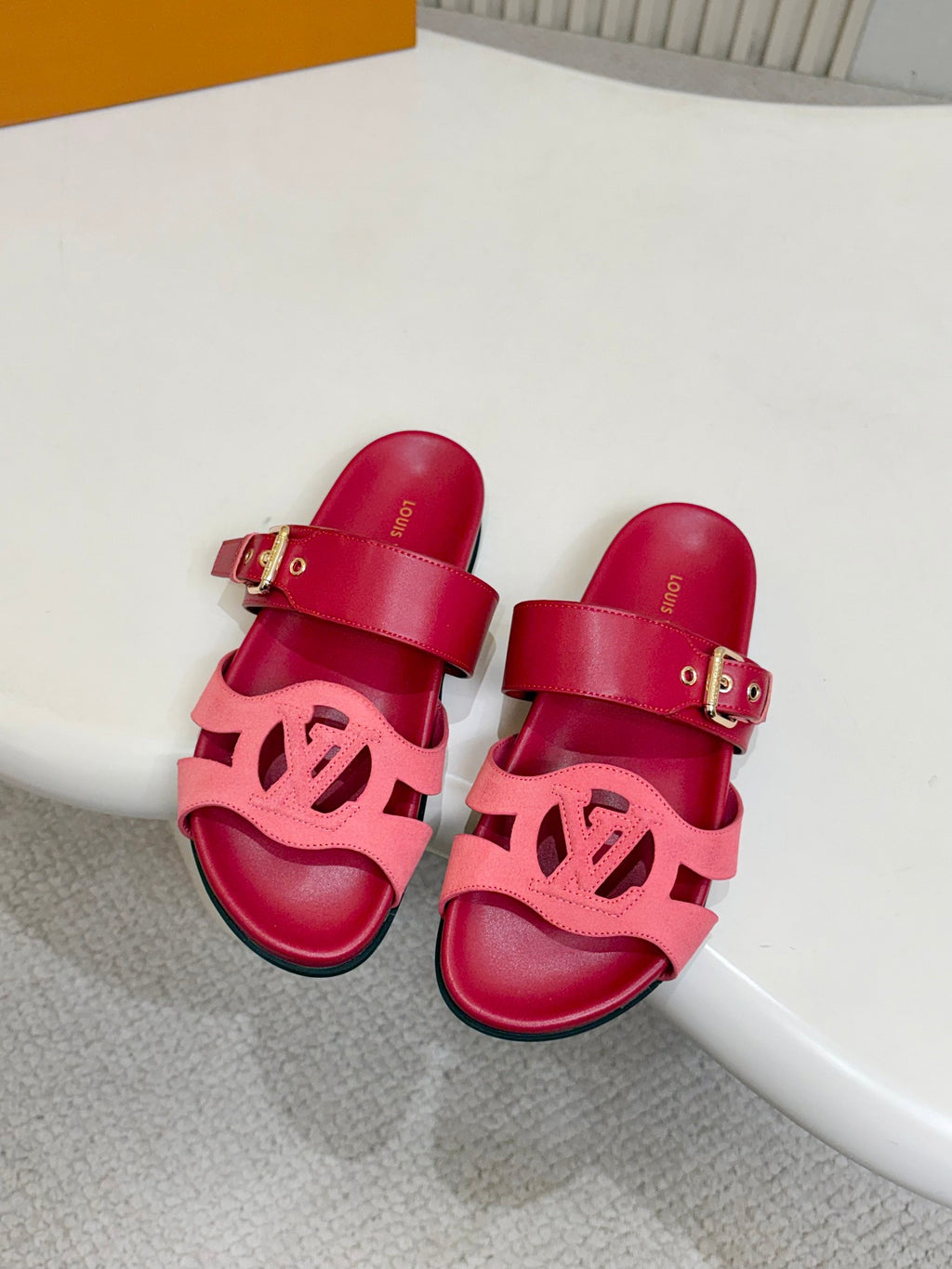 Mules LV