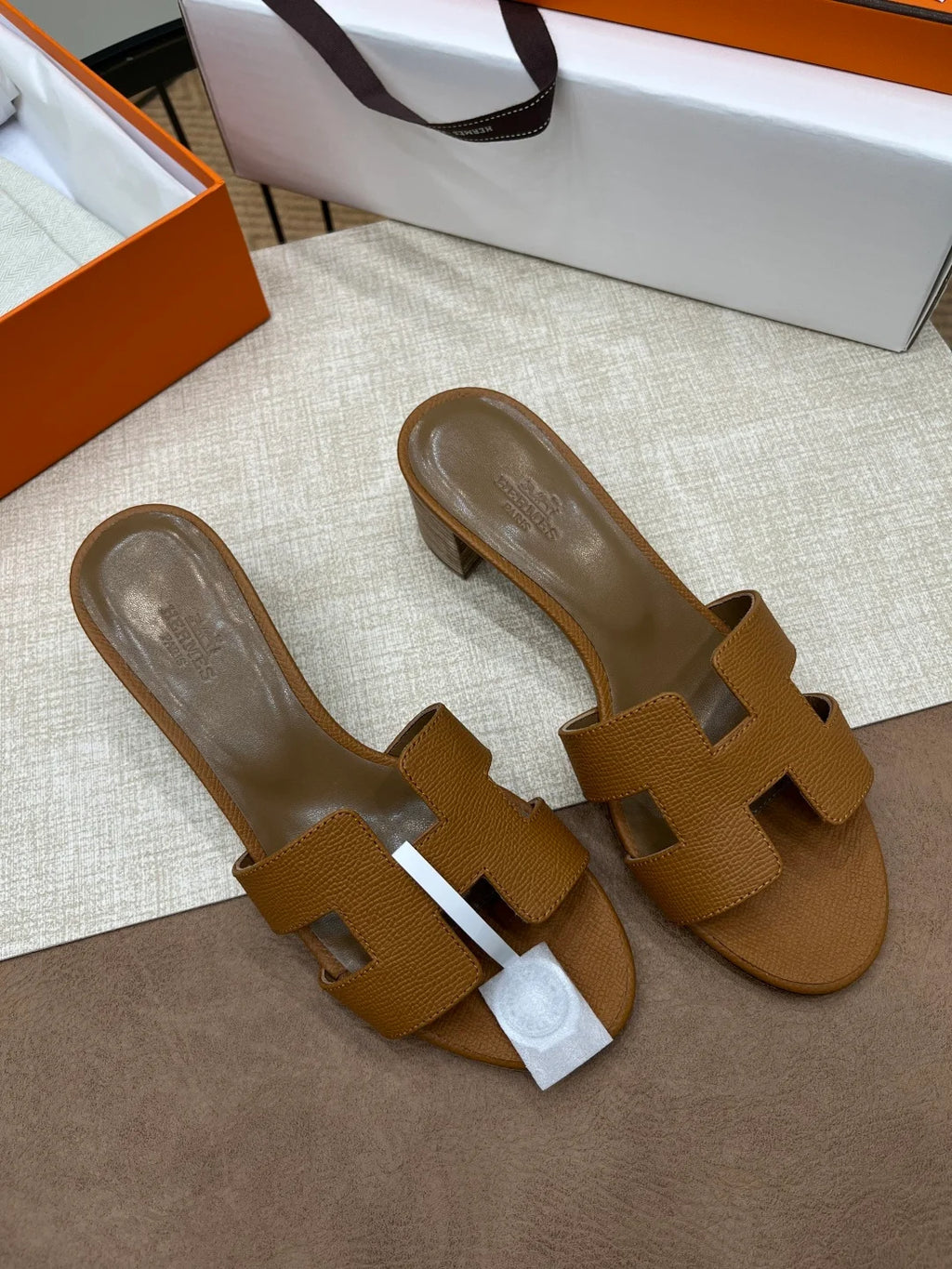 Mules Oasis