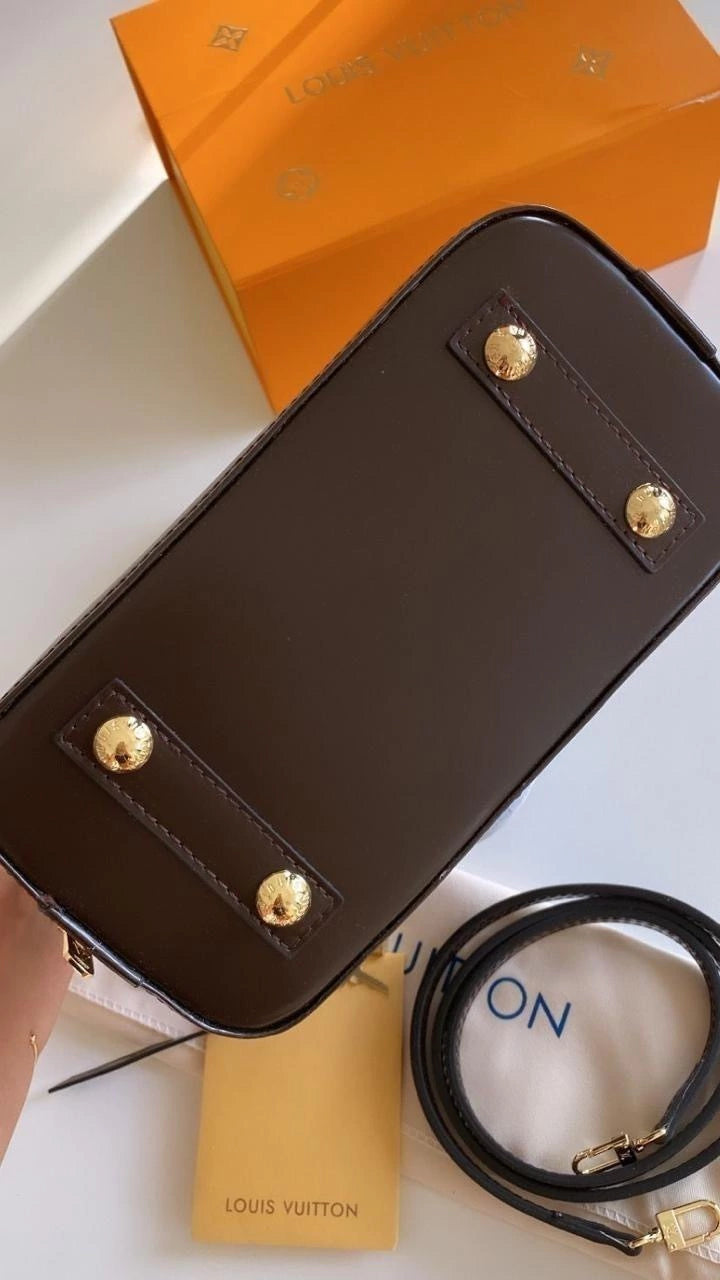 Sac Alma bb LV