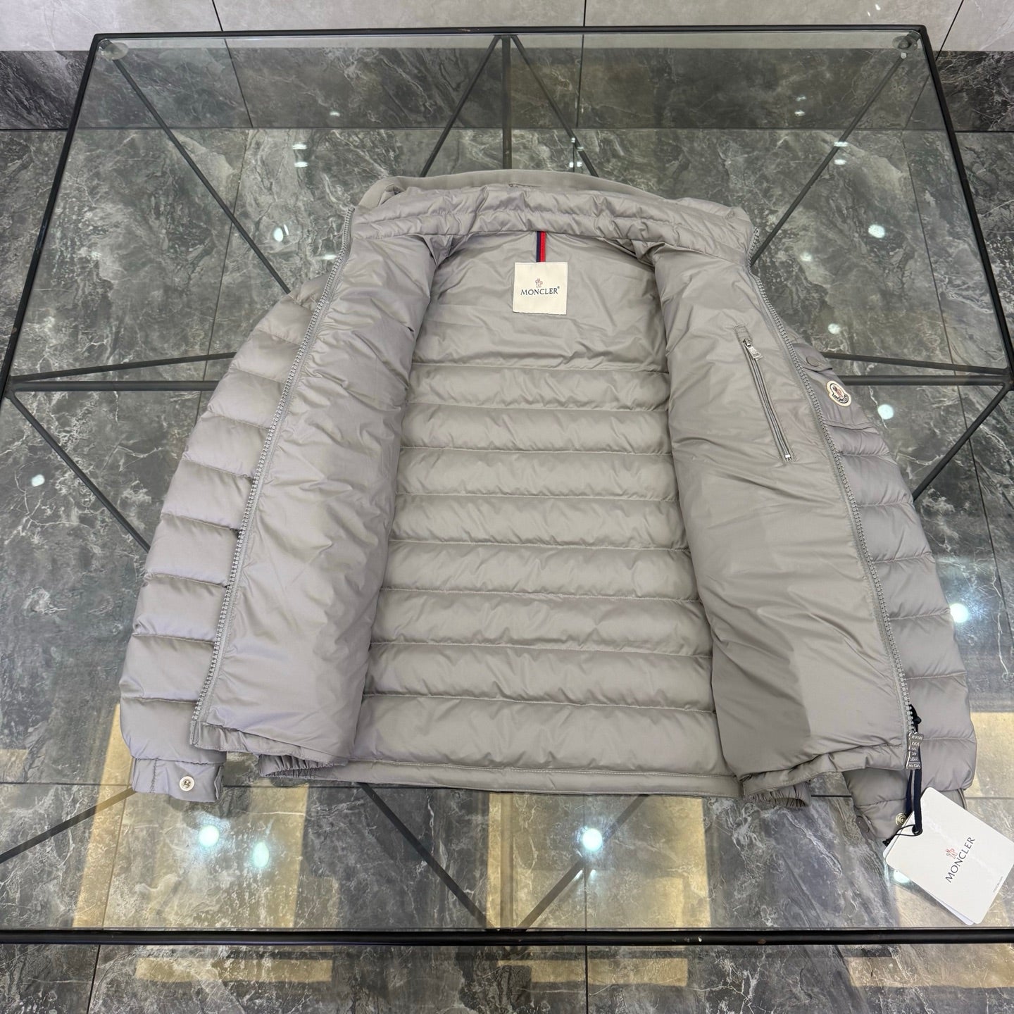 Veste MONC