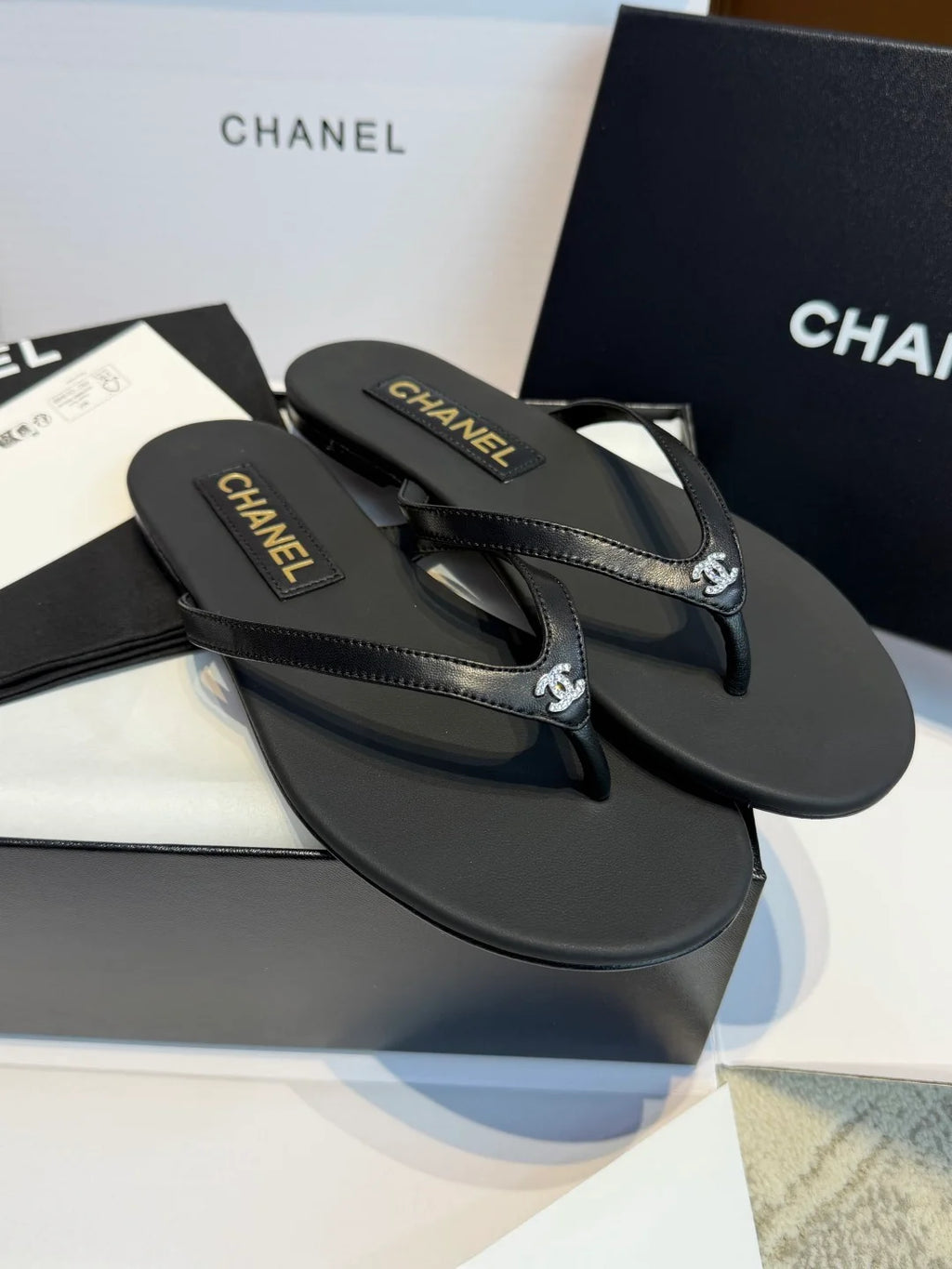 Tongs CH
