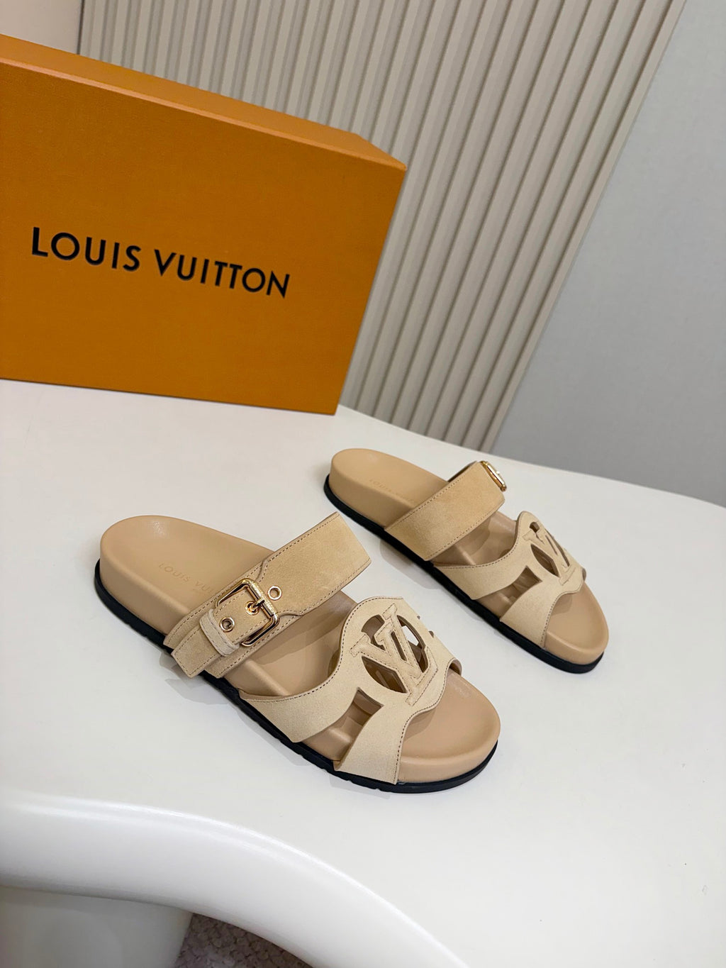 Mules LV