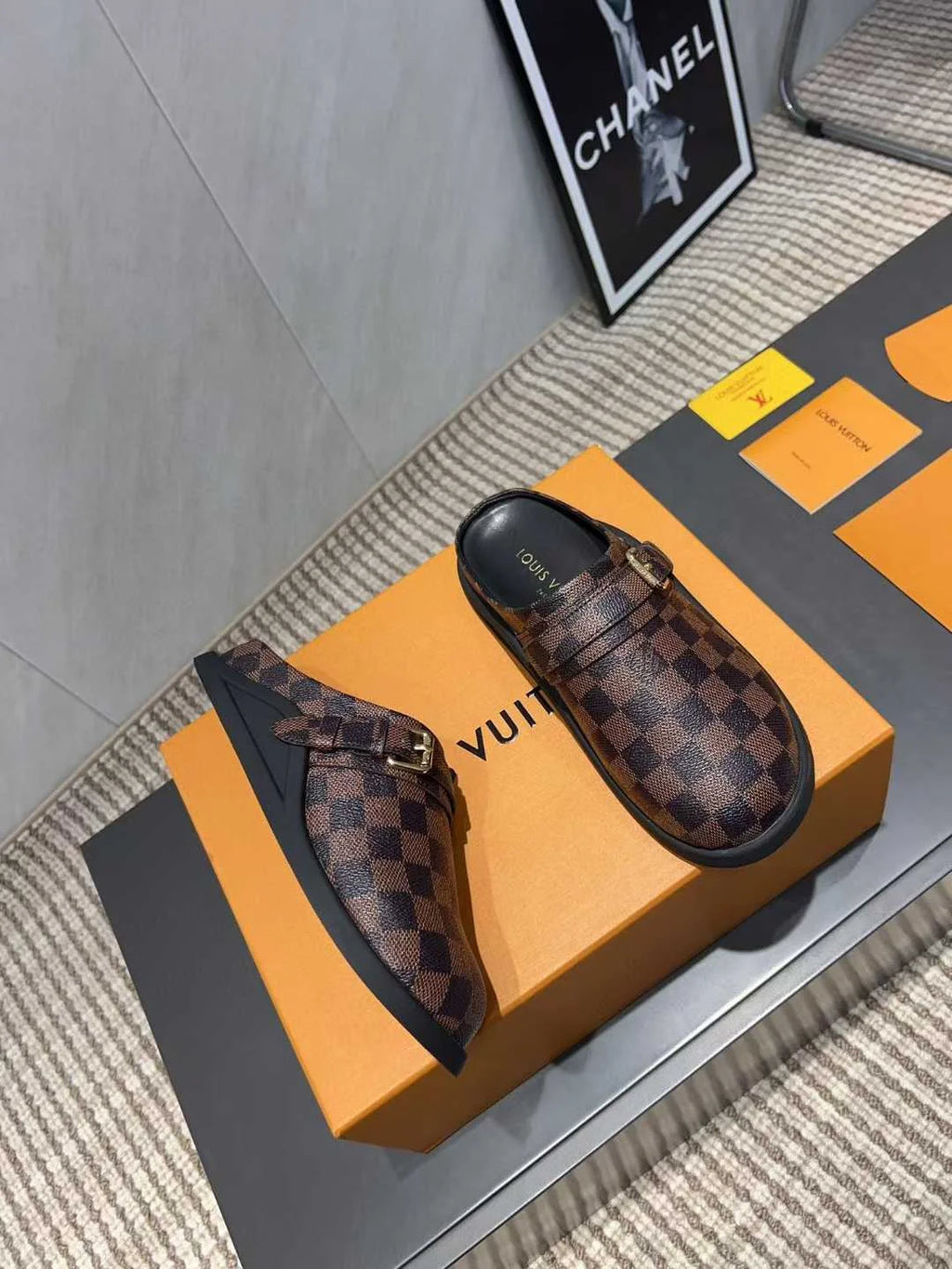 Mules LV