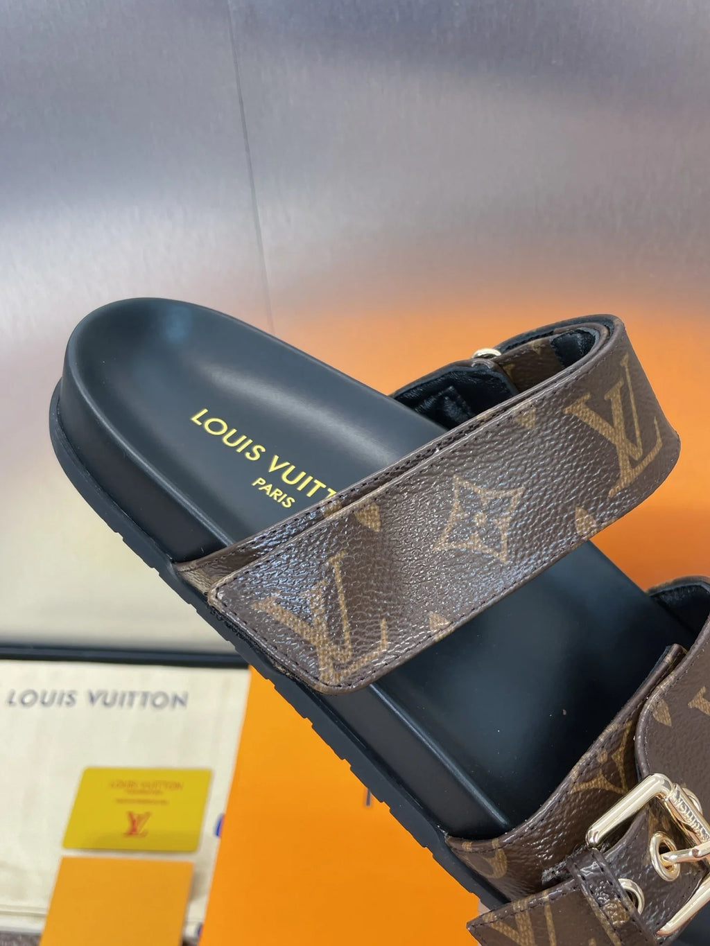 Mules LV