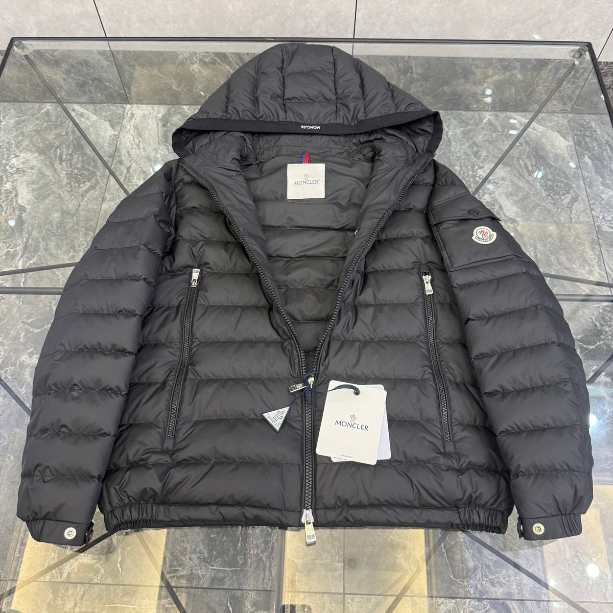 Veste MONC