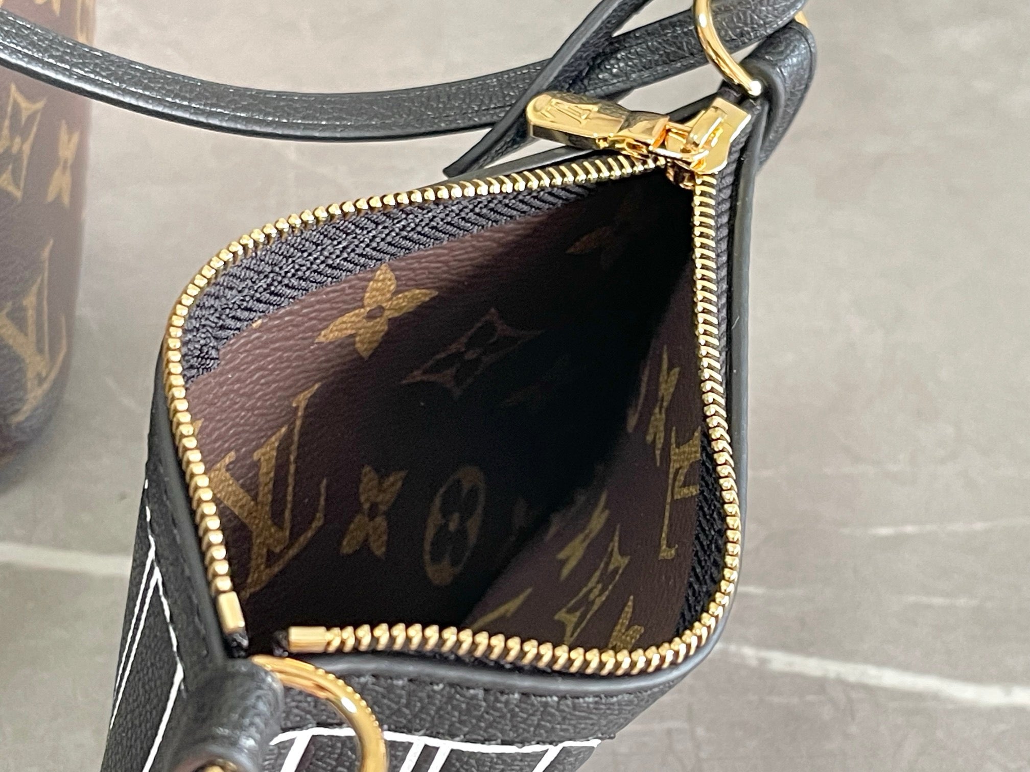 Mini sac Nevefull LV