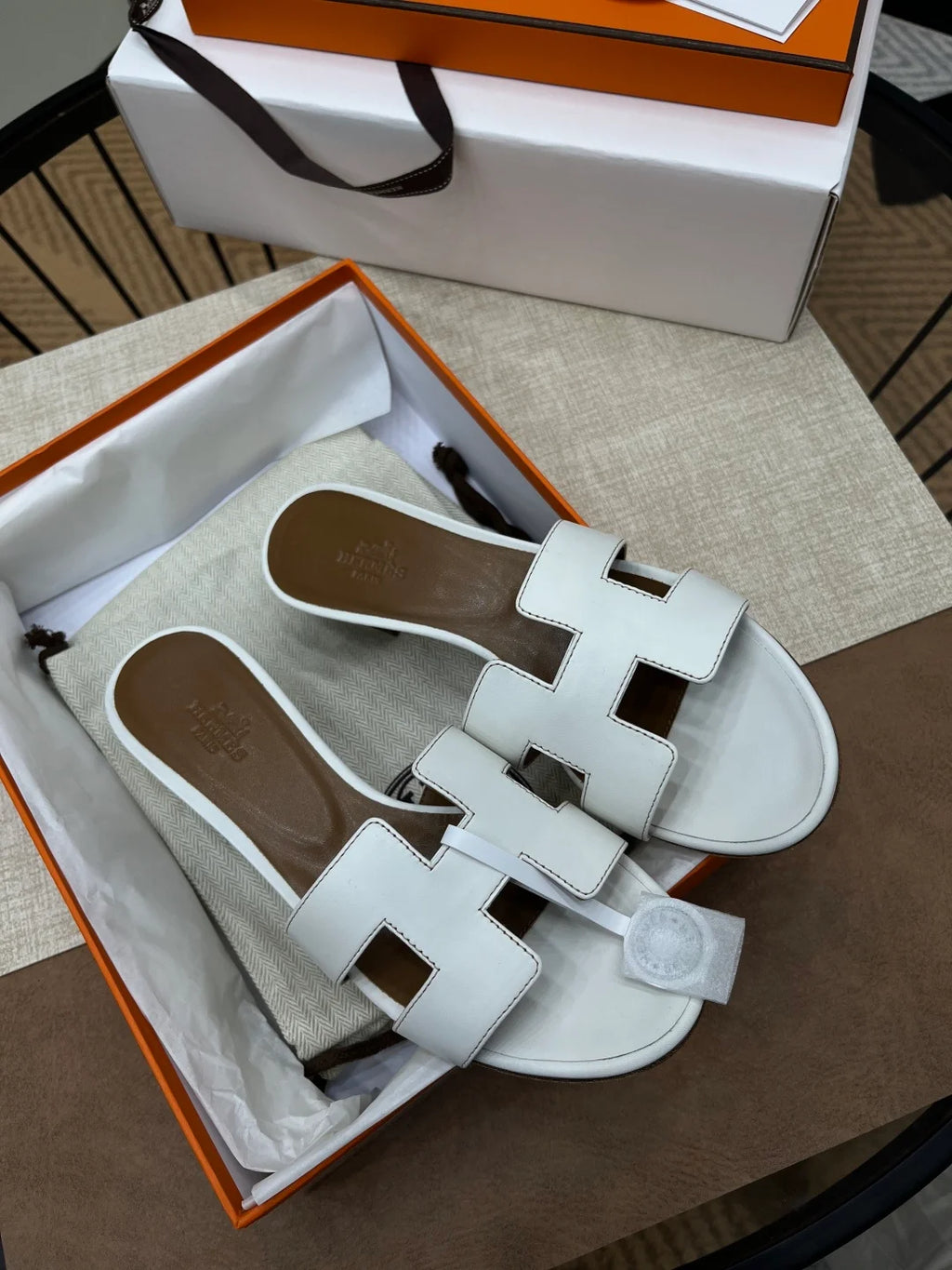 Mules Oasis